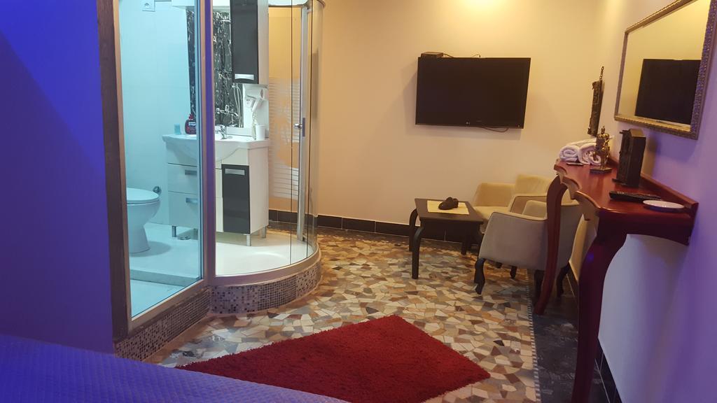 Hotel Eagle Tiranë Ngoại thất bức ảnh