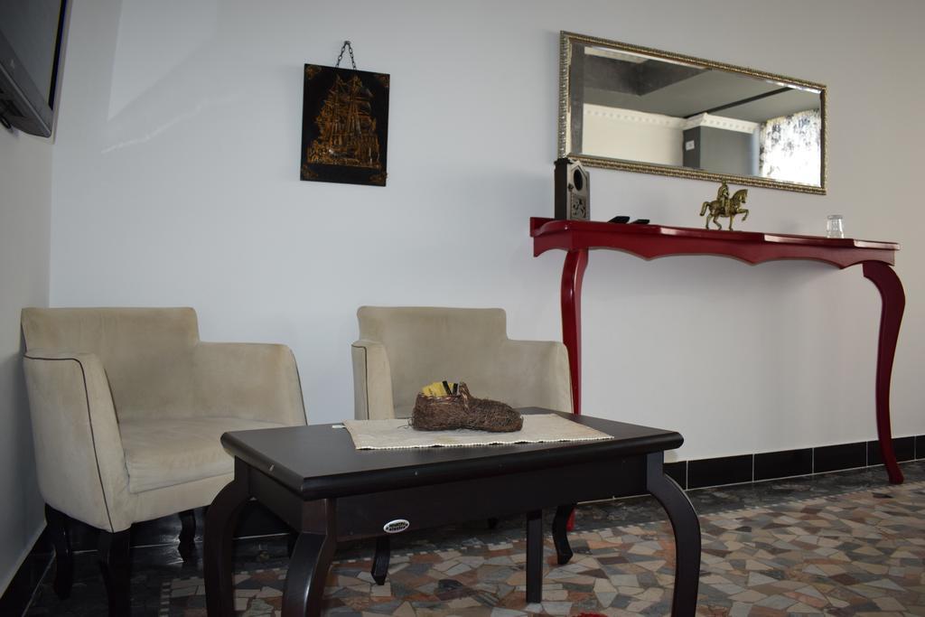 Hotel Eagle Tiranë Ngoại thất bức ảnh